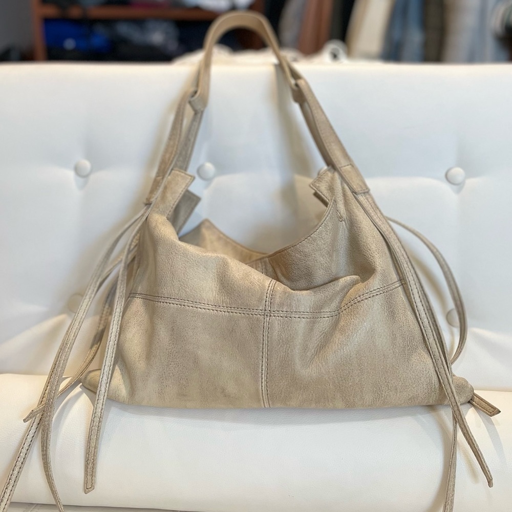 Hobo brand shoulder bag “Promise” Super soft suede like metallic leather.